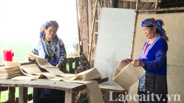Lào Cai: Người Mông thôn Nậm Than (Sa Pa) phát triển nghề truyền thống gắn với du lịch trải nghiệm