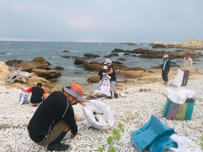 Nhiều hoạt động bảo vệ môi trường tại Khu bảo tồn biển Hòn Cau - Bình Thuận