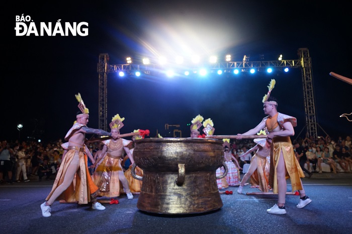 Đà Nẵng: Nhiều lễ hội thu hút khách dịp hè