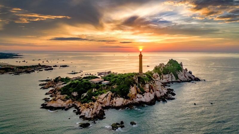 Bình Thuận: Triển lãm Di sản văn hóa biển, đảo Việt Nam giới thiệu 270 hình ảnh, hiện vật