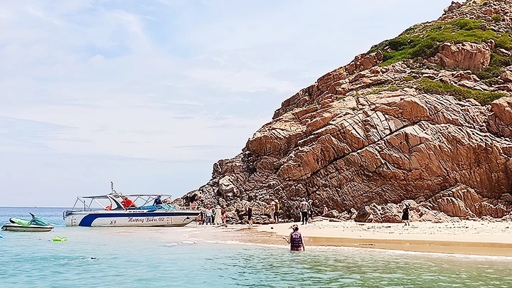 Bình Định: Nâng cao chất lượng du lịch “thiên đường biển”