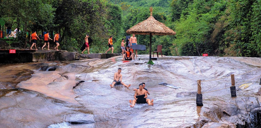 Thừa Thiên Huế: Đảm bảo an toàn tại các điểm du lịch suối thác