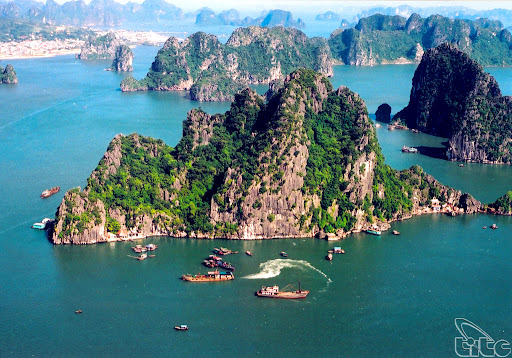 Ha Long Bay named one of the most beautiful places to add to your travel list