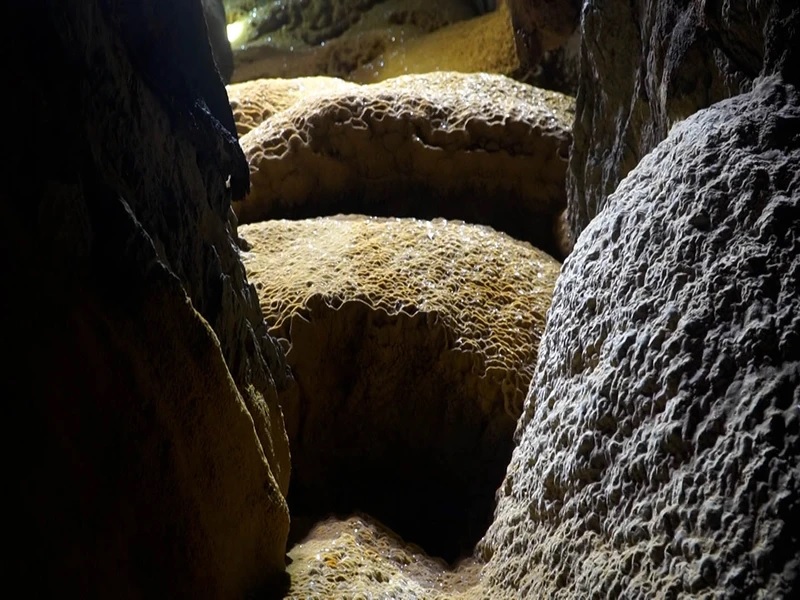 British Royal Cave Research Association to support exploration and survey of Van Tien Cave in Quang Tri