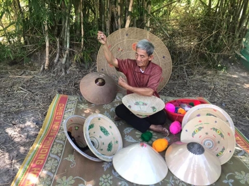 Visiting traditional craft villages in Binh Dinh province