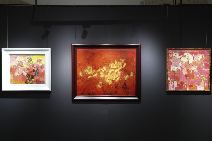 Lotus paintings on display at Ha Noi heritage villa