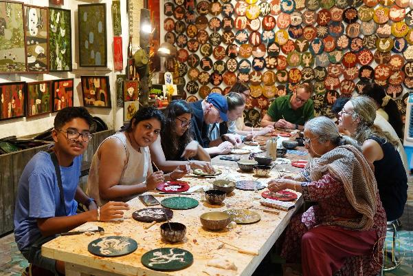 A Hanoian keeps traditional crafts alive
