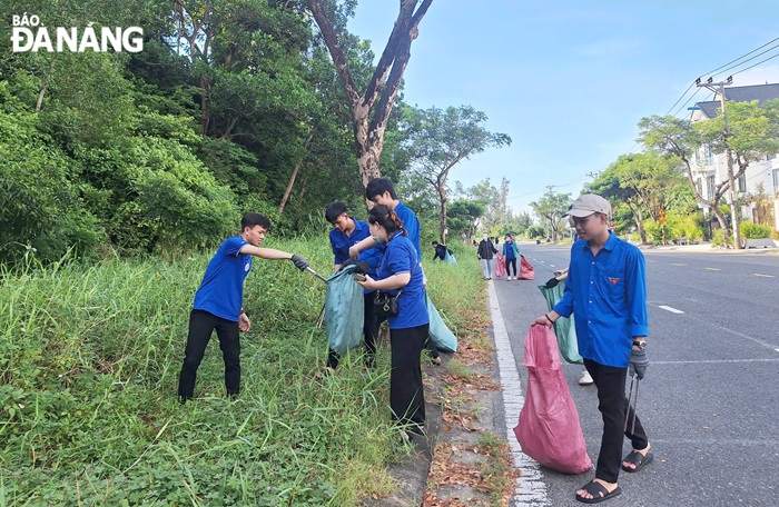 Building green, clean, and beautiful Son Tra Peninsula (Da Nang)