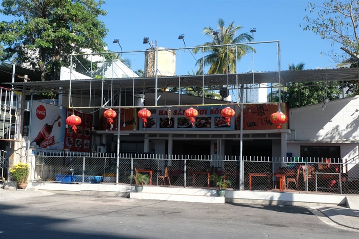Khánh Hòa: “Chặt chém” du khách rồi đóng cửa nhà hàng