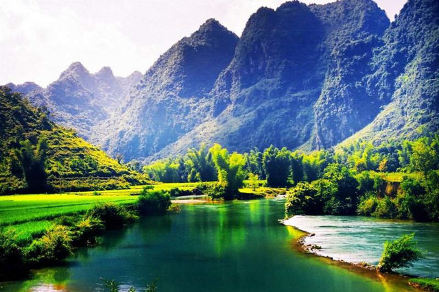 Xây dựng Công viên địa chất toàn cầu Non nước Cao Bằng trở thành khu du lịch trọng điểm