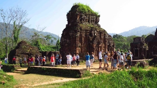 International visitors to Vietnam see slight increase in October