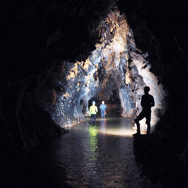 Phát hiện 12 hang, động mới ở “Vương quốc hang động” Quảng Bình