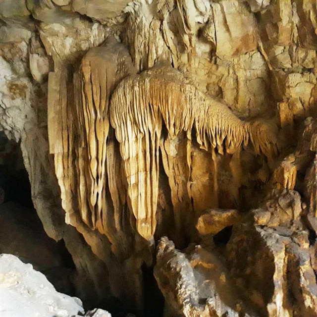 Điên Biên's magnificent Khó Chua La Cave