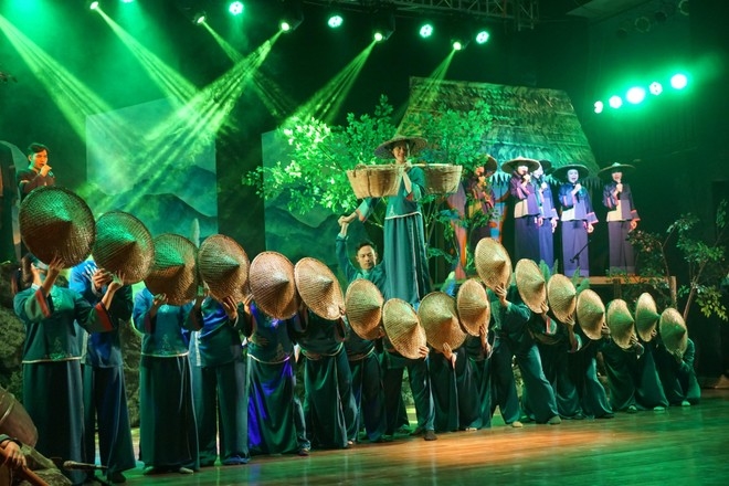 Tuần lễ nghệ thuật khai trương Nhà hát Ca Múa Nhạc dân gian Việt Bắc