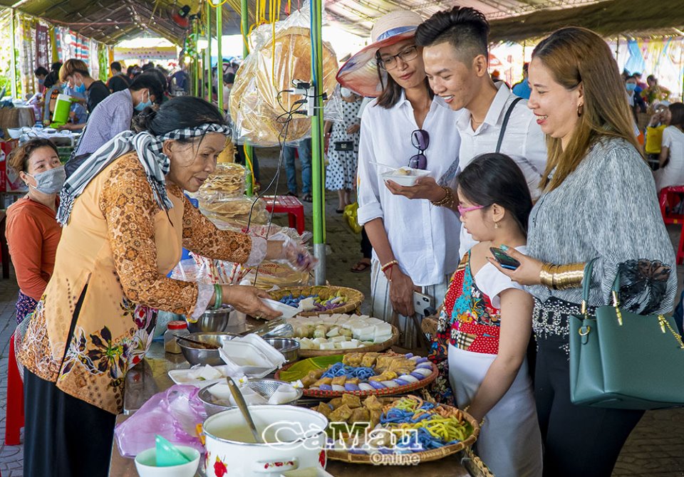 Cà Mau: Ngày hội Bánh dân gian Nam Bộ - Nói “không” với rác thải nhựa