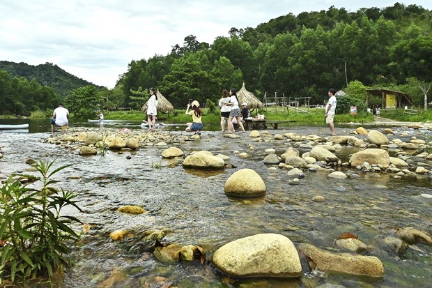 Bình Thuận đánh thức tiềm năng du lịch xanh về rừng - thác - hồ