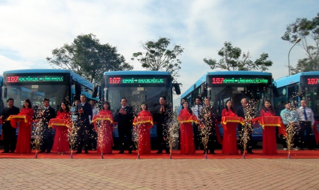 Khai trương tuyến xe buýt số 107 từ trung tâm Hà Nội đến Làng Văn hóa - Du lịch các dân tộc Việt Nam